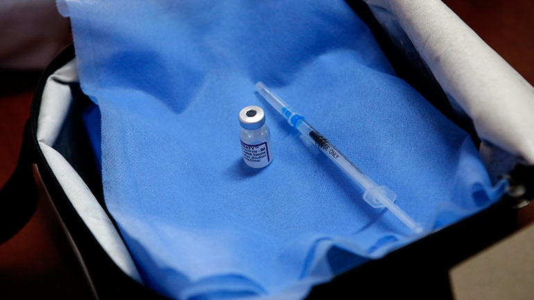 Αναβάλλεται η ενημέρωση για το εθνικό σχέδιο εμβολιαστικής κάλυψης